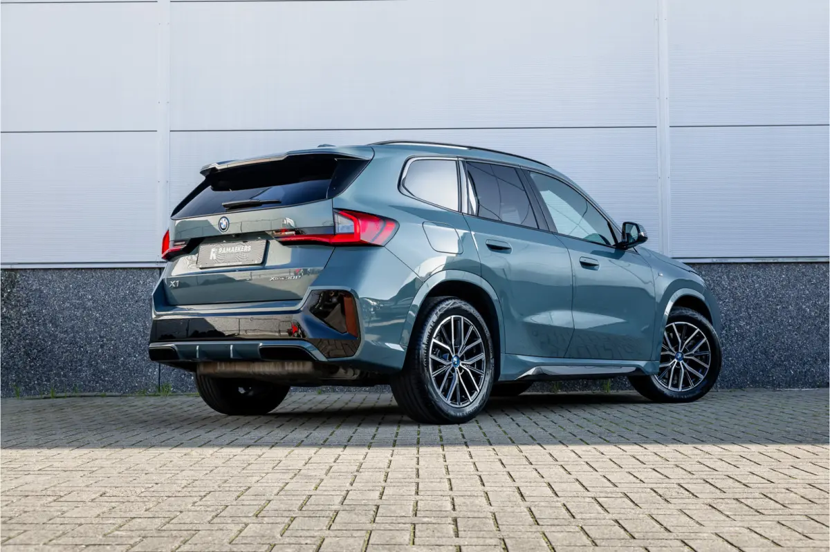 xDrive30e M Sport Pano / Leder / Harman Kardon / 360 camera / Head-up / Massage stoel /
