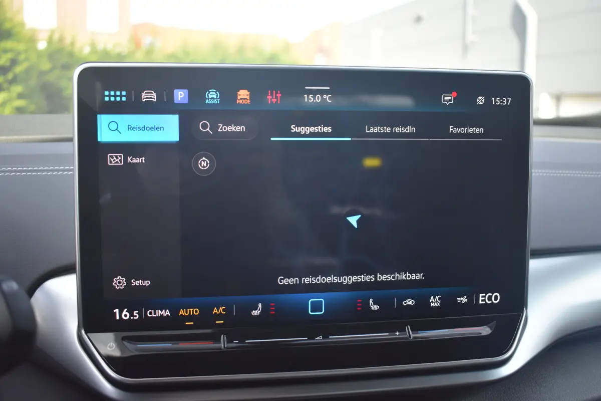 Pro Limited Edition | 'App-Connect' draadloze smartphone integratie | Achterbank in ongelijke delen neerklapbaar incl. middenarmsteun en doorlaadmogelijkheid | Afstandscontrolesysteem (Front