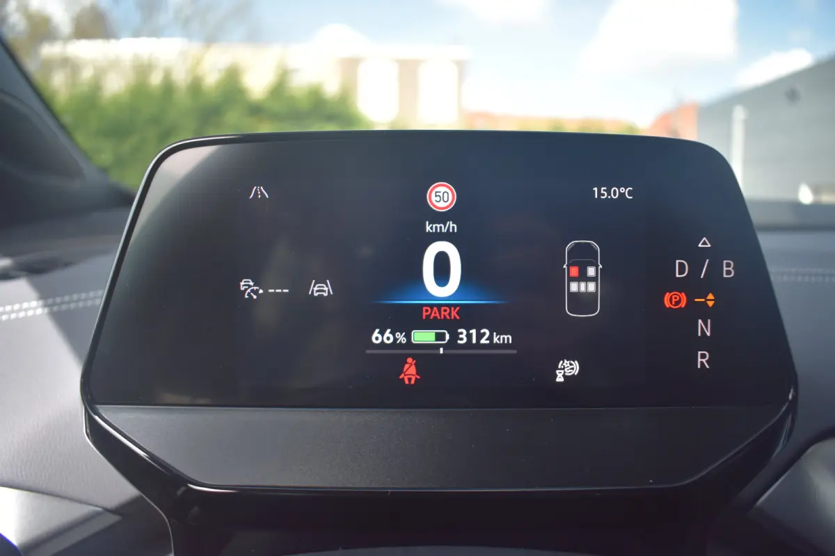Pro Limited Edition | 'App-Connect' draadloze smartphone integratie | Achterbank in ongelijke delen neerklapbaar incl. middenarmsteun en doorlaadmogelijkheid | Afstandscontrolesysteem (Front