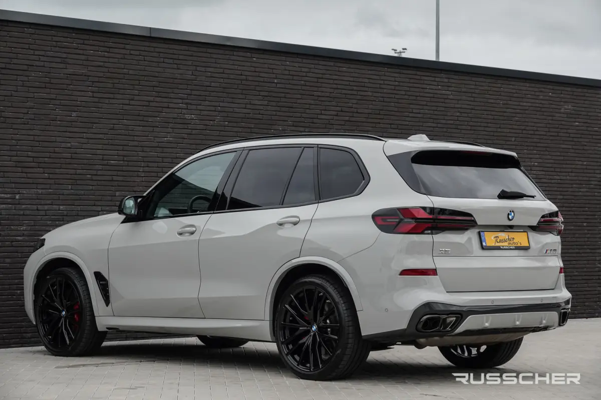 M60i 530Pk Aut. xDrive | M-Sport Pro | M-Sport Seats | Panoramadak | Head-Up Display | 360° Camera | 22''