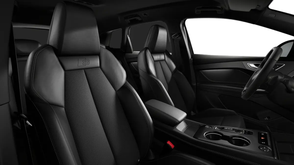S edition | Achterklep, automatisch bedienbaar | Achteruitrijcamera | Adaptive cruise control