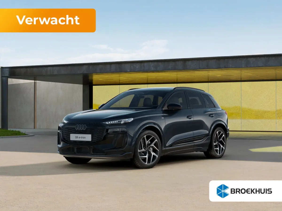 S edition | Adaptive air suspension | Adaptive cruise control | Audi sound system