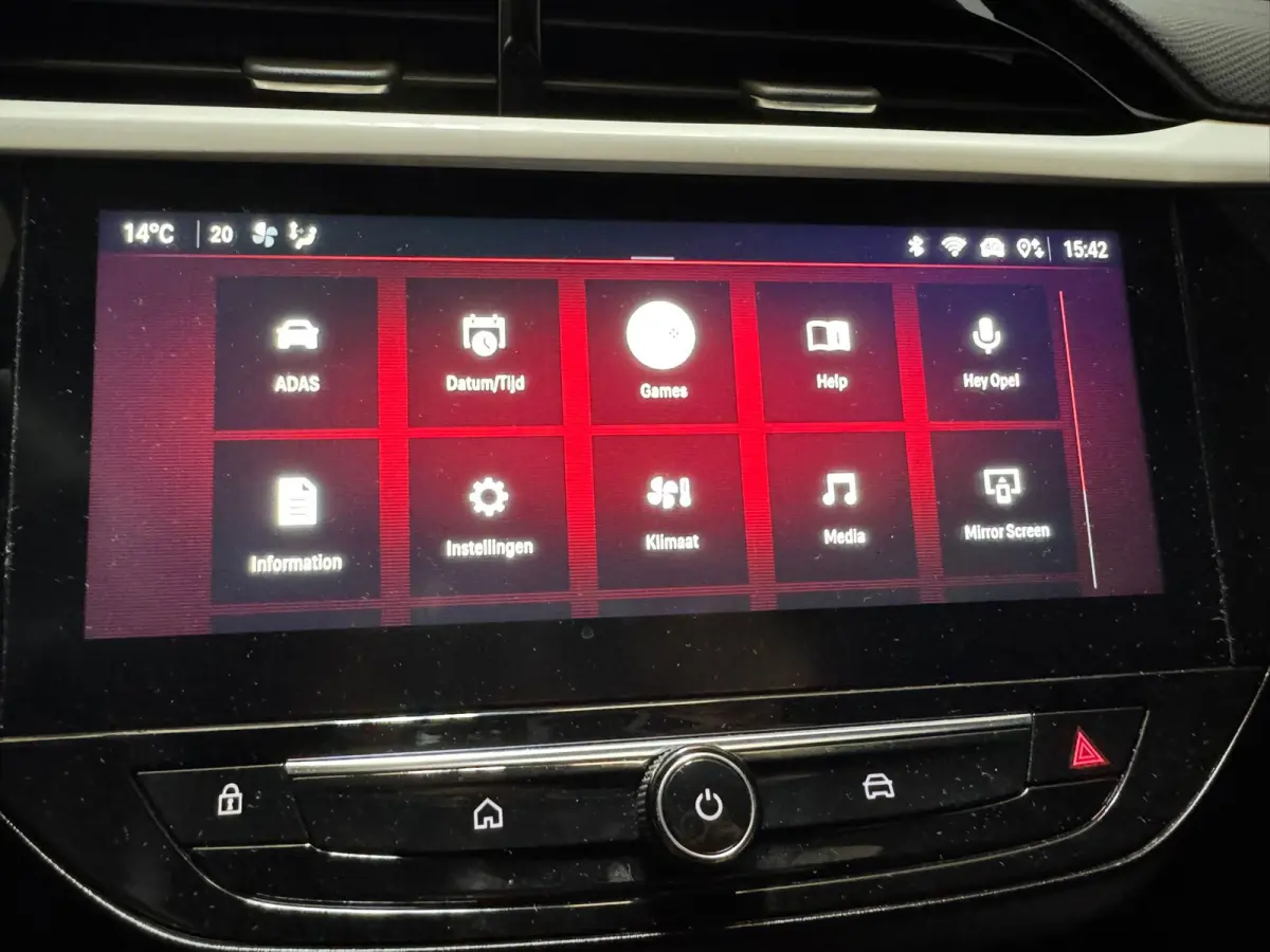 1.2 Turbo Hybrid GS (136Pk) GS Keyless Camera