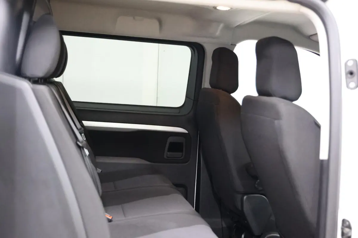 2.0 CDTI L3H1 LANG DC DUBBEL CABINE AUTOMAAT