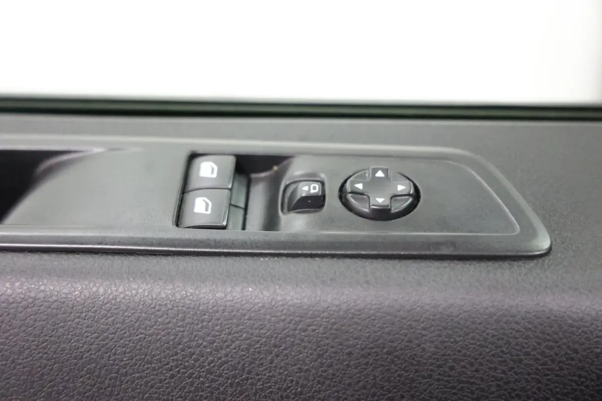 2.0 CDTI L3H1 LANG DC DUBBEL CABINE AUTOMAAT