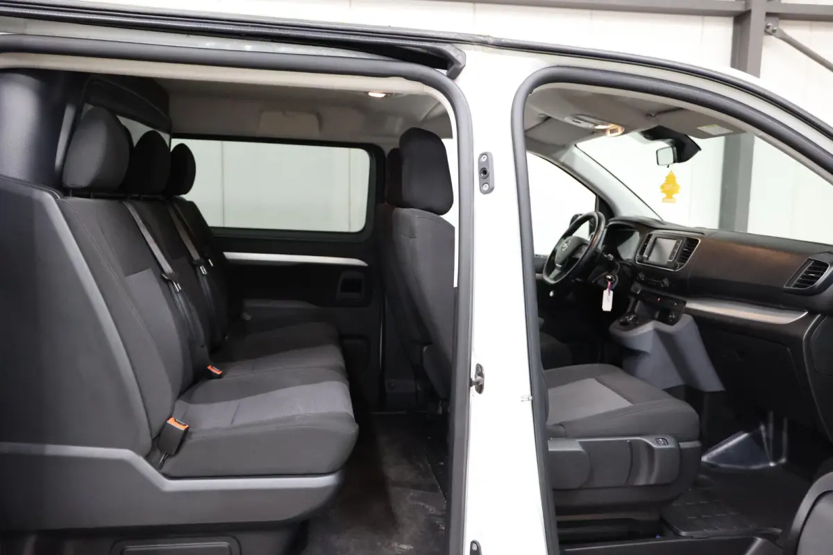 2.0 CDTI L3H1 LANG DC DUBBEL CABINE AUTOMAAT
