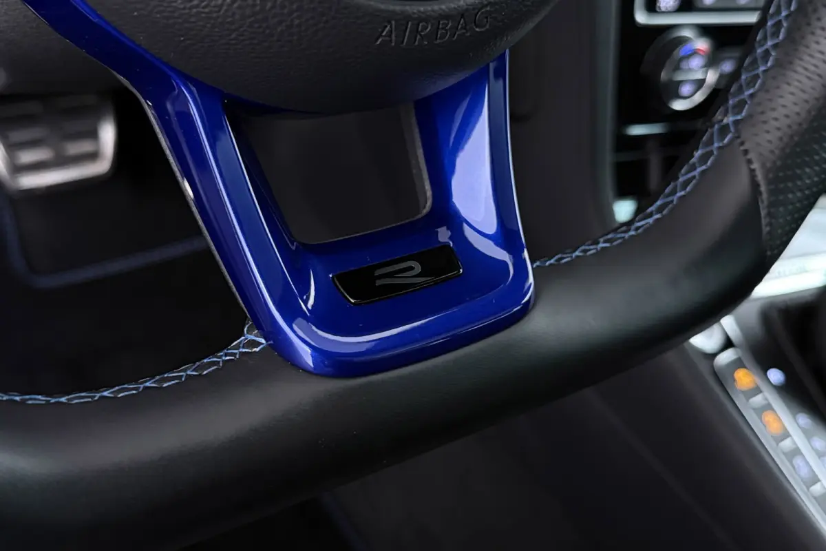 2.0 TSI 4Motion R | MILTEK | Maxton Design | Panoramadak | Camera | CarPlay | Stoelverwarming | Adap. Cruise |