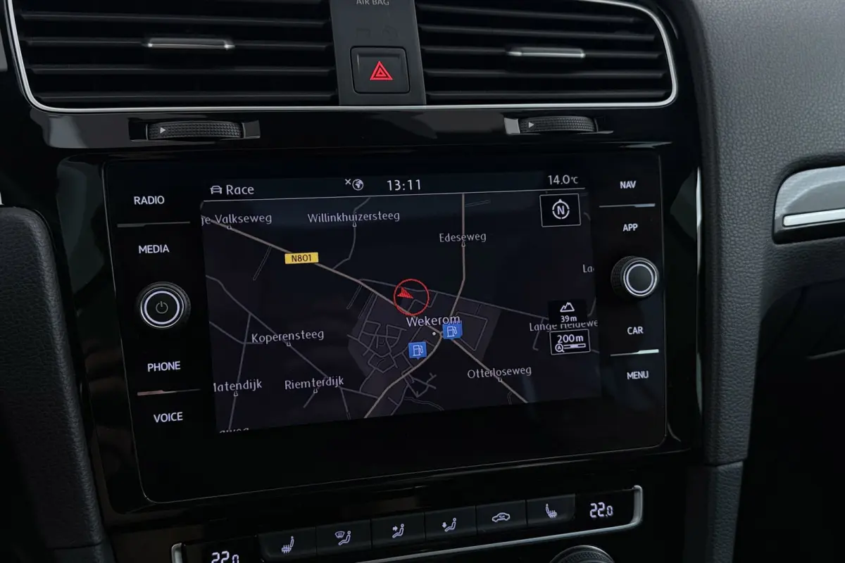 2.0 TSI 4Motion R | MILTEK | Maxton Design | Panoramadak | Camera | CarPlay | Stoelverwarming | Adap. Cruise |