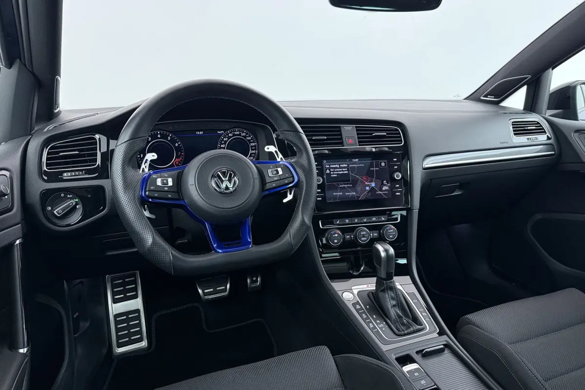 2.0 TSI 4Motion R | MILTEK | Maxton Design | Panoramadak | Camera | CarPlay | Stoelverwarming | Adap. Cruise |