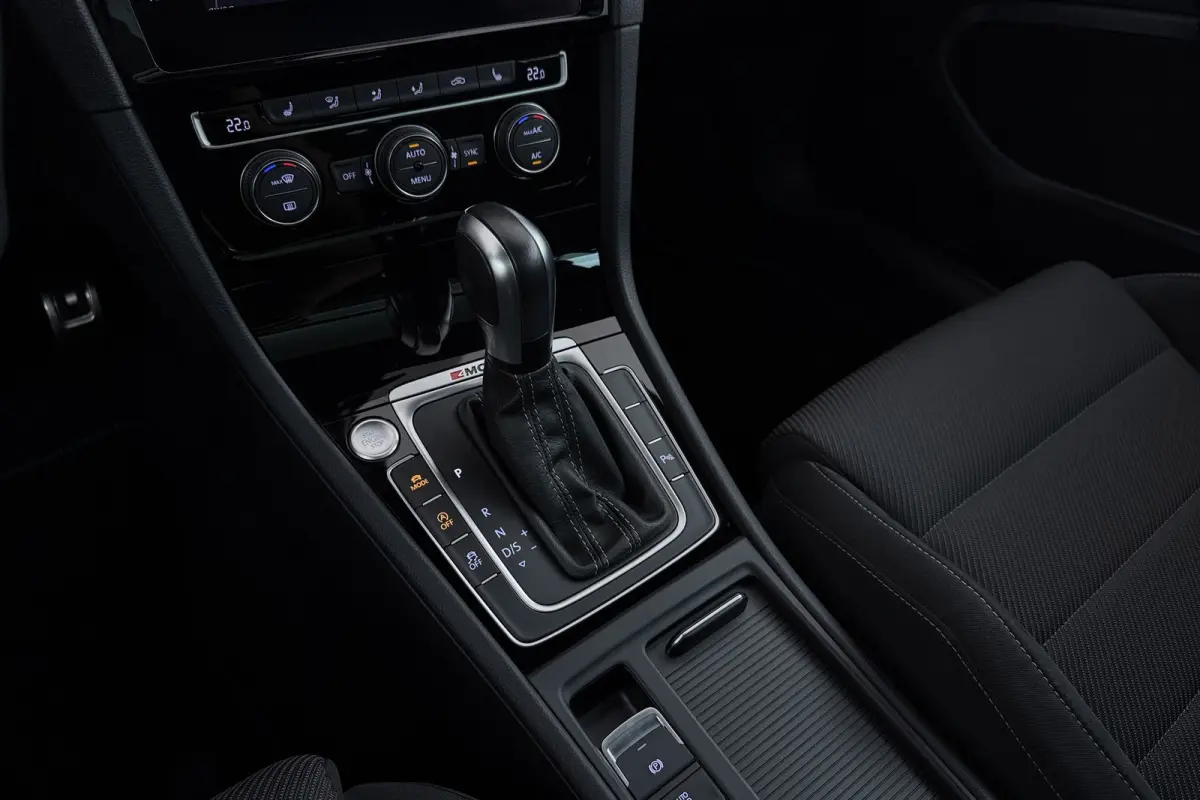 2.0 TSI 4Motion R | MILTEK | Maxton Design | Panoramadak | Camera | CarPlay | Stoelverwarming | Adap. Cruise |