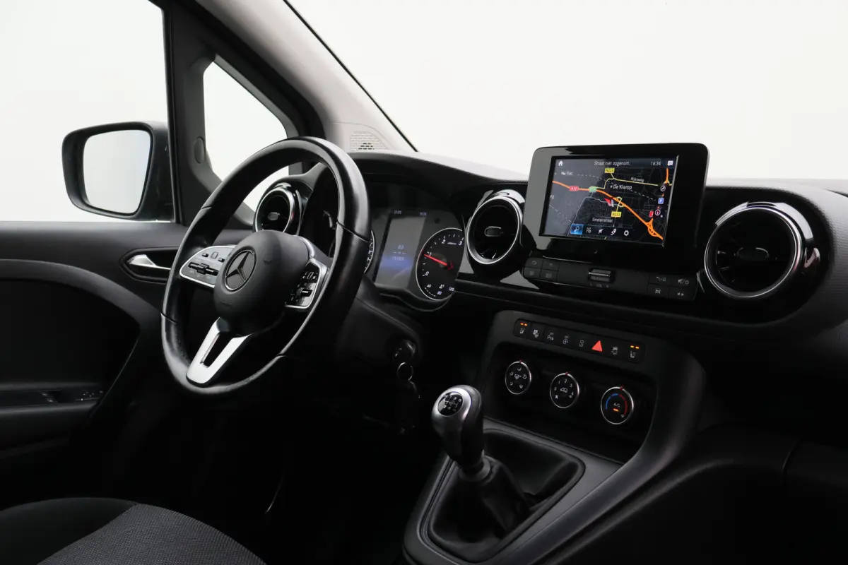 112 CDI L1 Pro Airco, Stoelverwarming, Camera, Cruise, Apple Carplay, DAB, PDC, LED