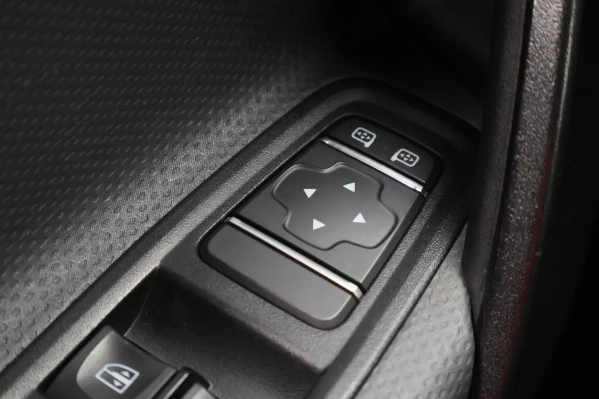 112 CDI L1 Pro Airco, Stoelverwarming, Camera, Cruise, Apple Carplay, DAB, PDC, LED