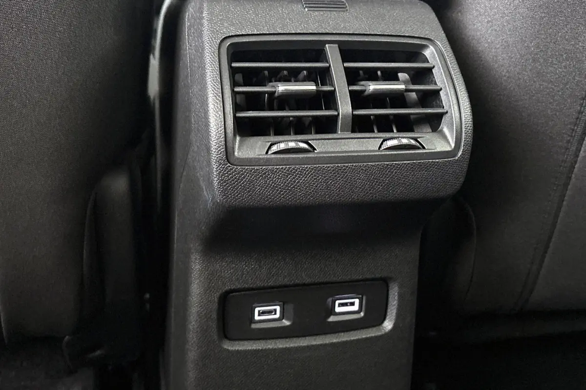 You 50 kWh SOH 97% Achteruitrijcamera Apple CarPlay