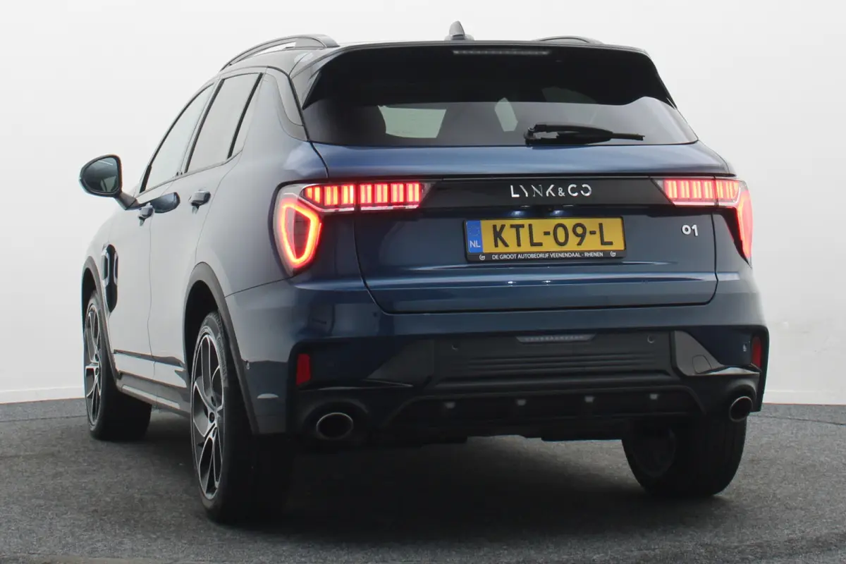 1.5 Plug-in Hybrid 360° Camera, Panoramadak, ACC, Apple Carplay, Infinity Sound, DAB, 20''