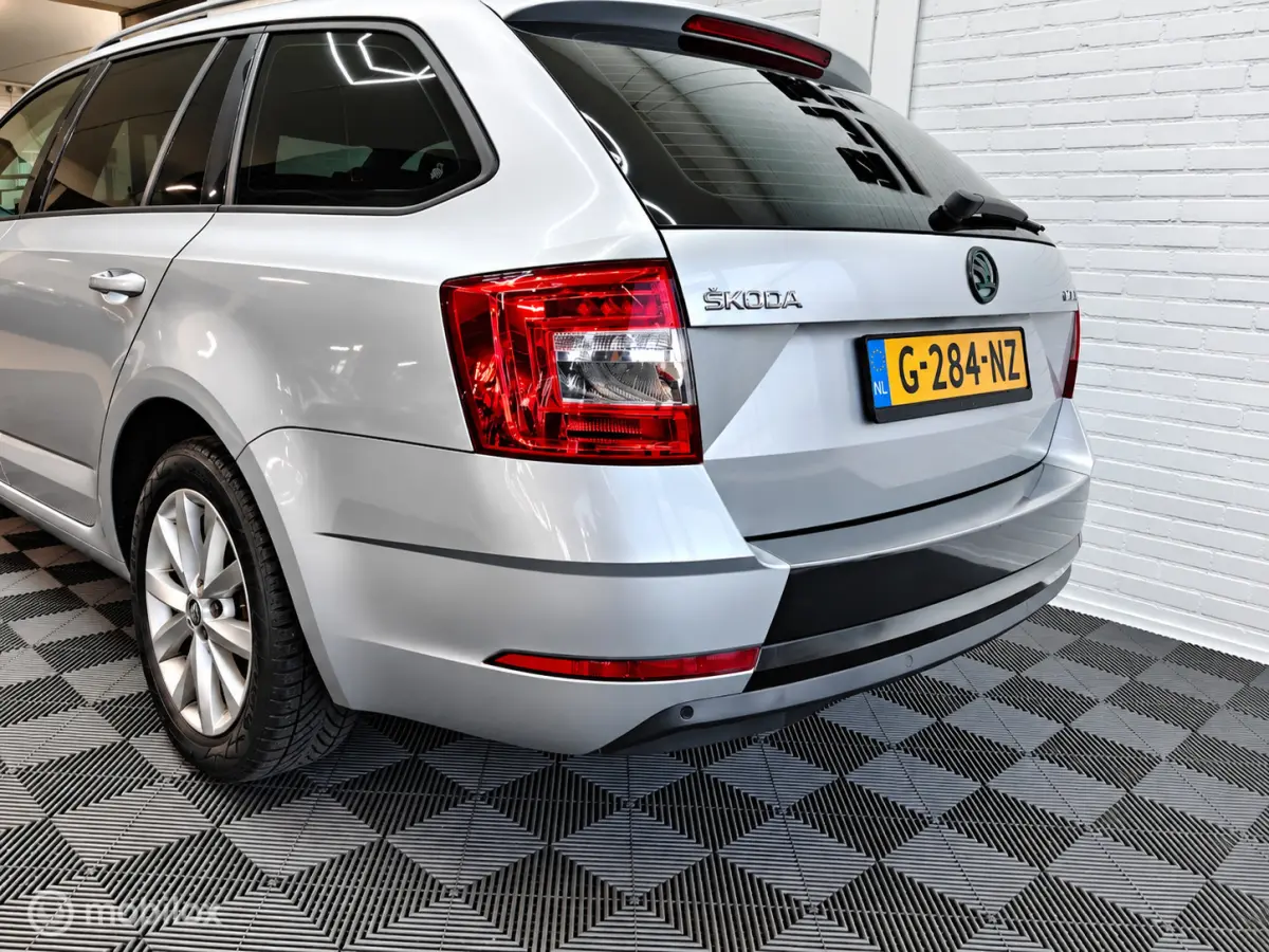 1.0 TSI Greentech Business Edition