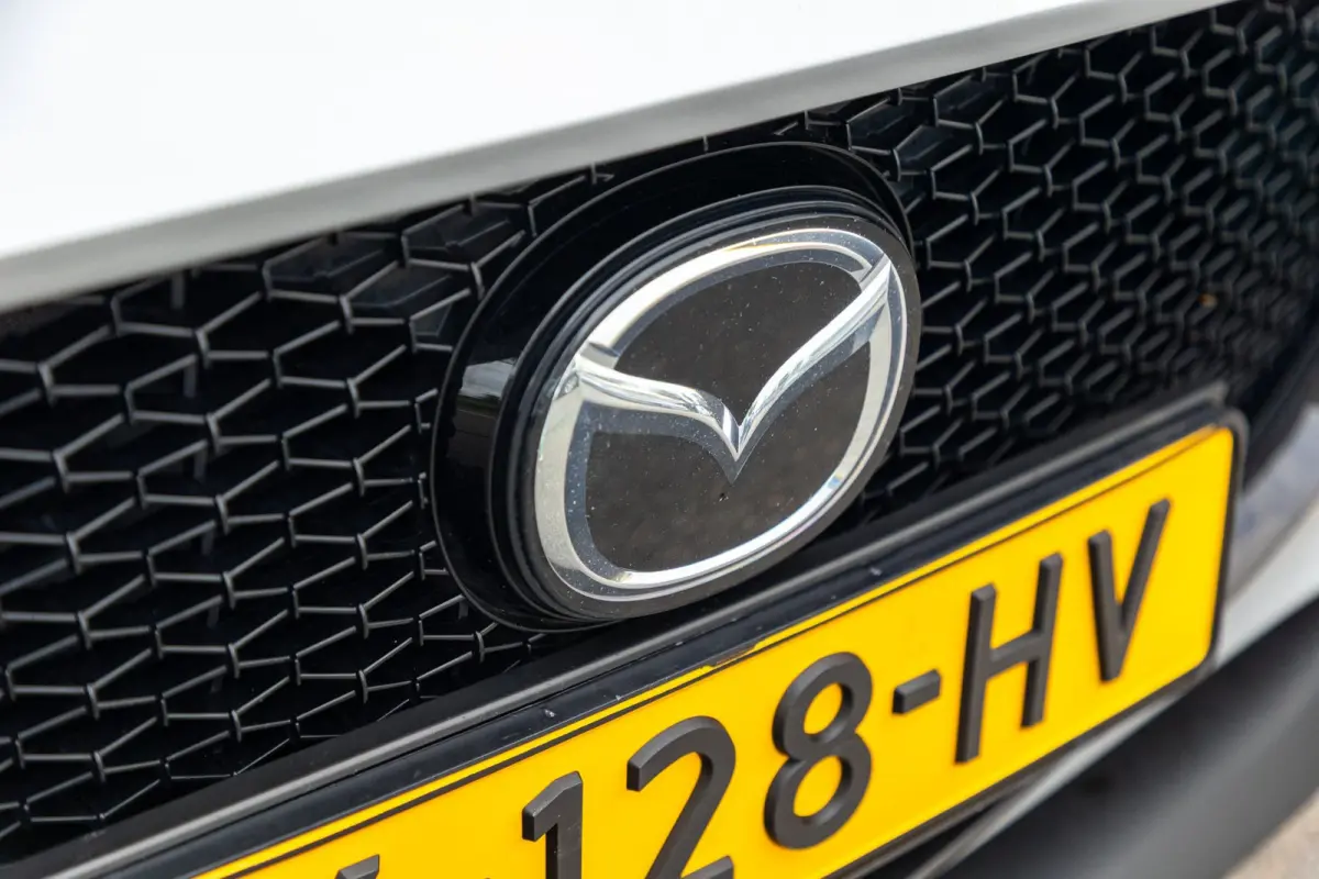 2.0 e-SkyActiv-X M Hybrid 180 Luxury I Leder I adap cruise I Bose I
