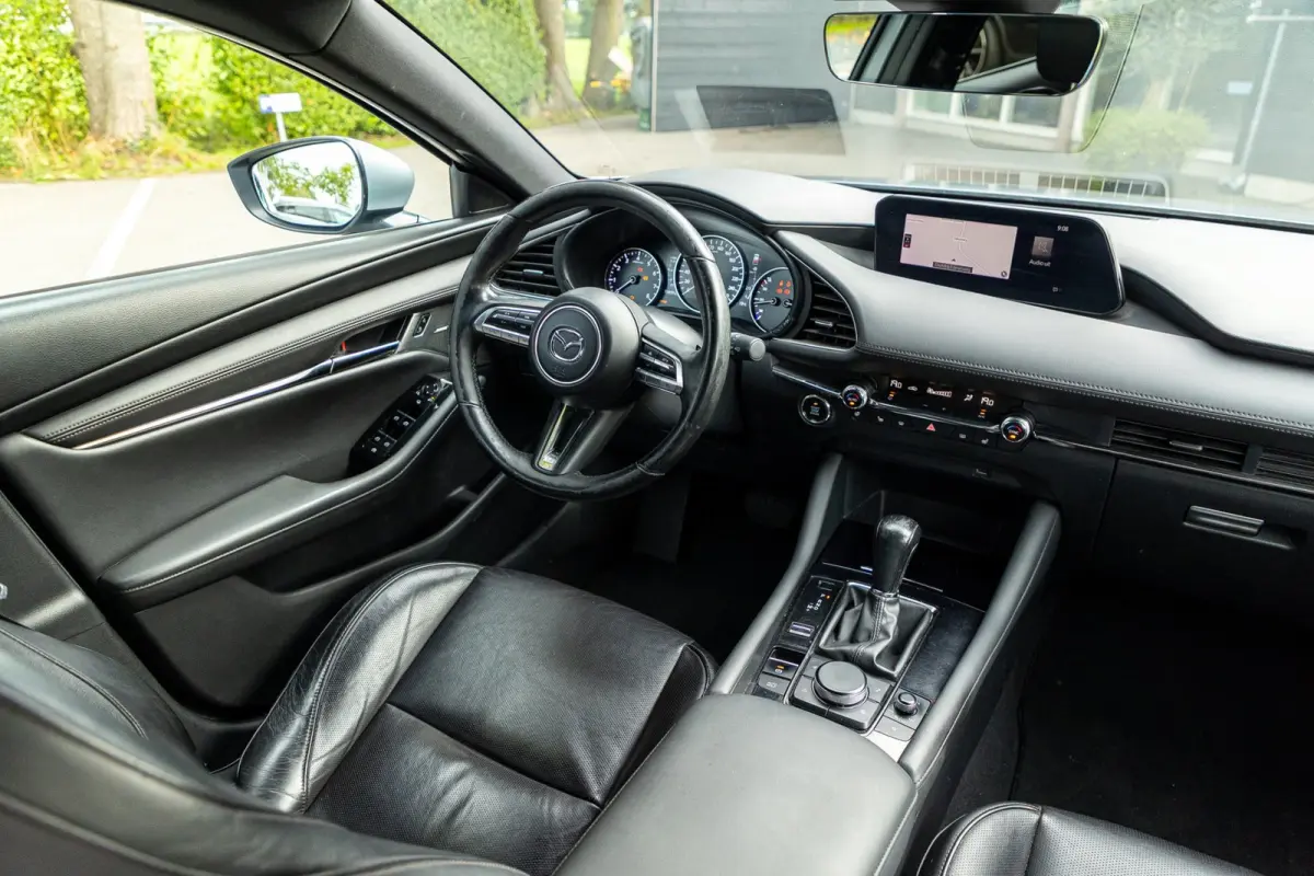 2.0 e-SkyActiv-X M Hybrid 180 Luxury I Leder I adap cruise I Bose I