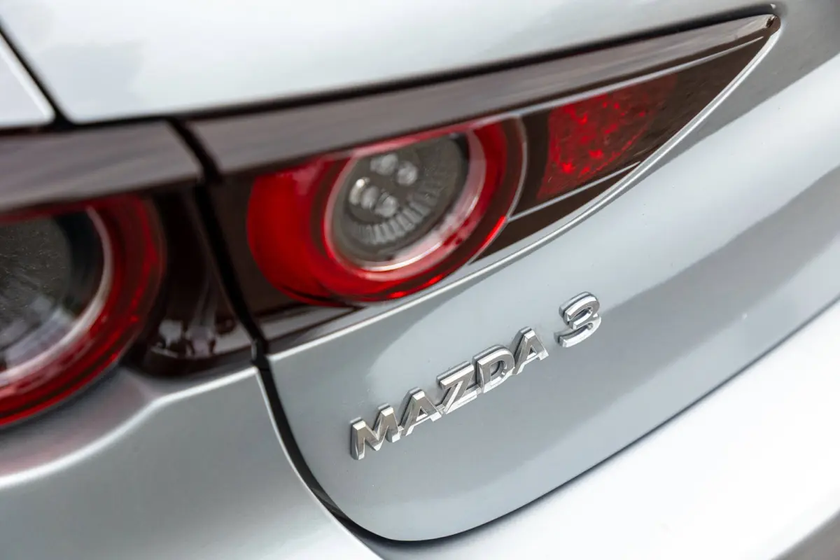 2.0 e-SkyActiv-X M Hybrid 180 Luxury I Leder I adap cruise I Bose I