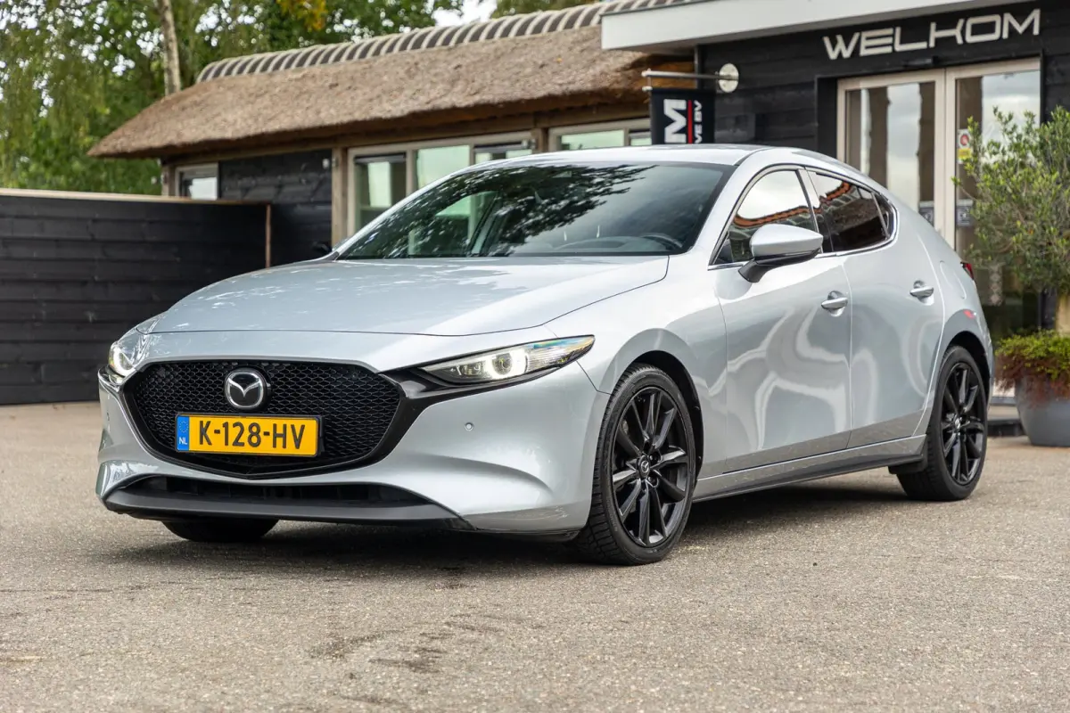 2.0 e-SkyActiv-X M Hybrid 180 Luxury I Leder I adap cruise I Bose I