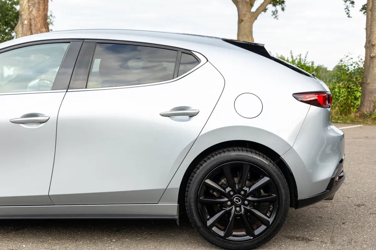 2.0 e-SkyActiv-X M Hybrid 180 Luxury I Leder I adap cruise I Bose I