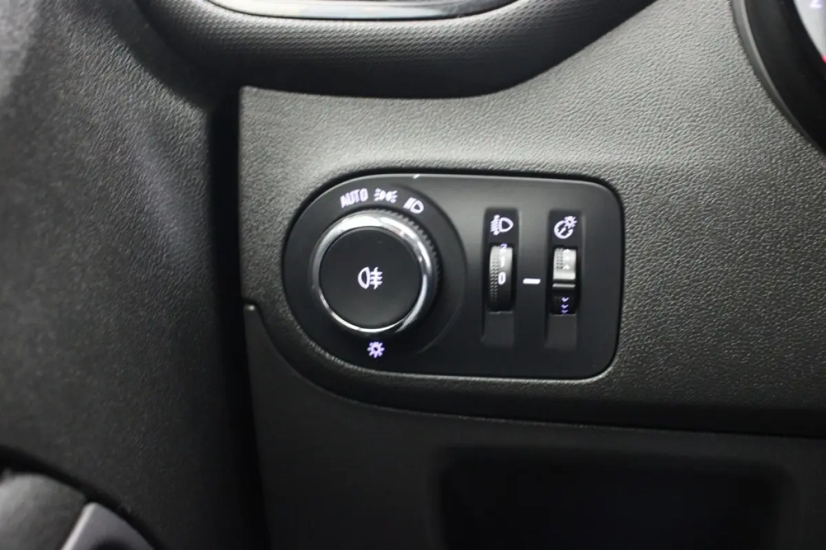 1.2 Edition - Carplay, Camera, Cruise