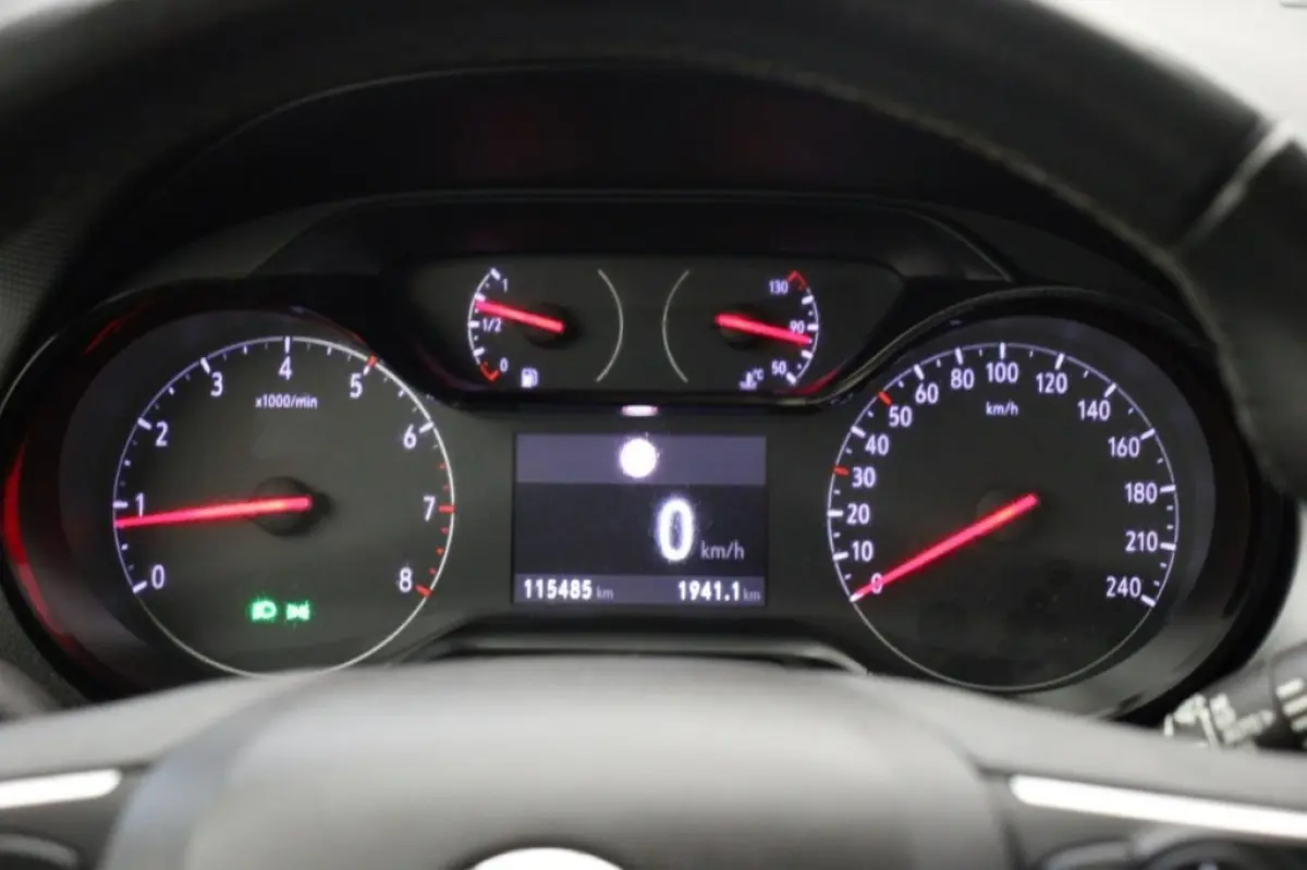 1.2 Edition - Carplay, Camera, Cruise