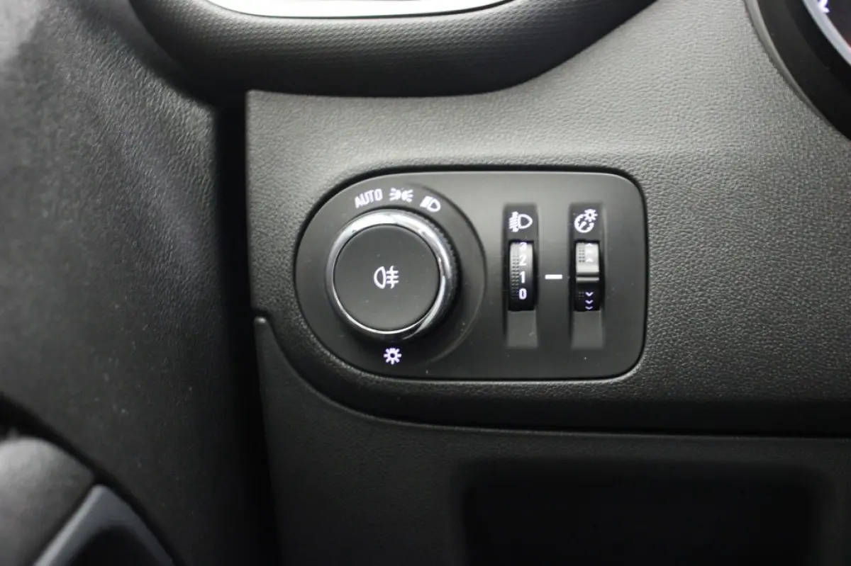 1.2 Turbo Elegance - Carplay, Camera, Cruise, Clima