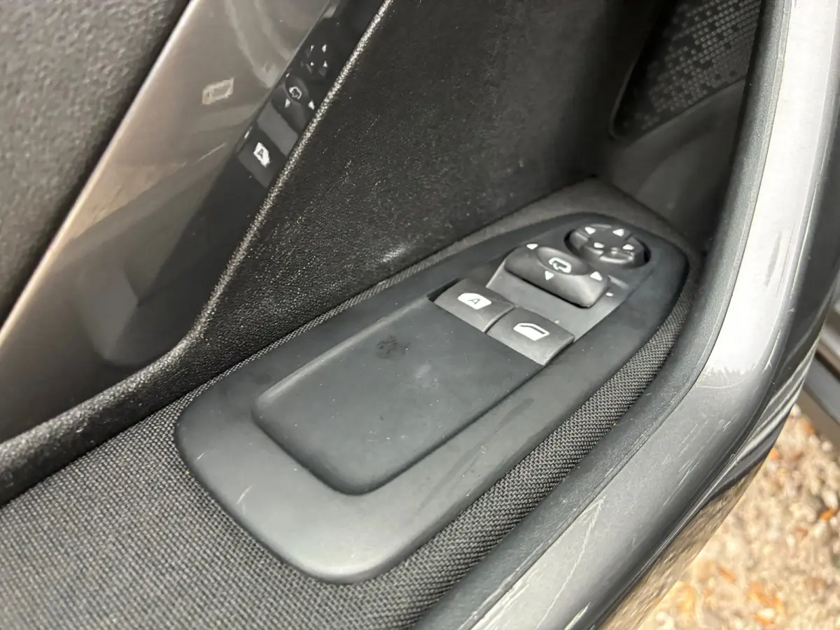 1.2 PureTech Active | Cruise + Clima + Navi nu € 8.450,-!!!