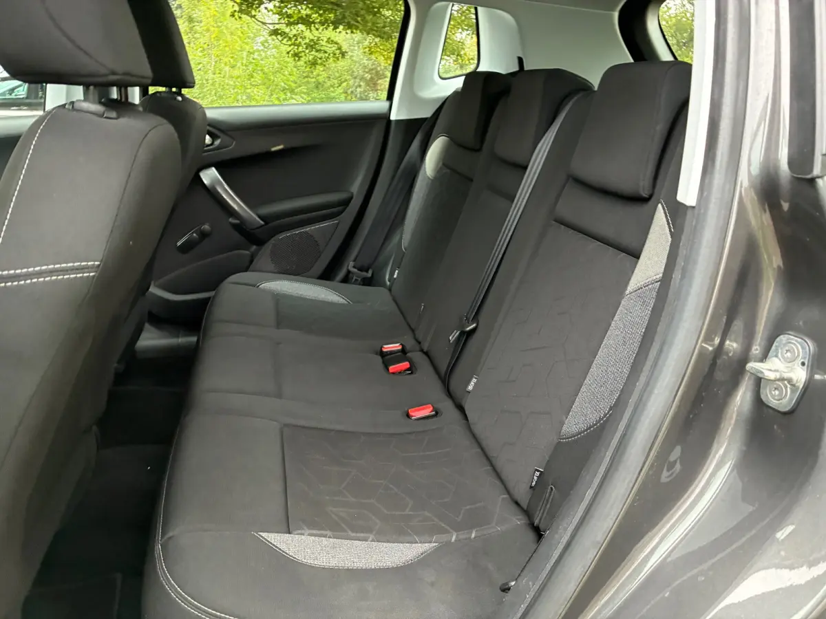 1.2 PureTech Active | Cruise + Clima + Navi nu € 8.450,-!!!