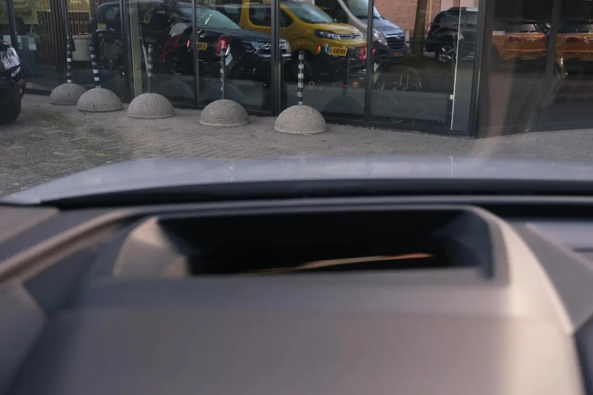 50 quattro Launch edition S Competition 77 kWh|Rijklaar!|SoH91%|ACC|PANO|HUD|SONOS|Trekhaak|Warmtepomp|S-Line|Competitionstoelen|Carplay|