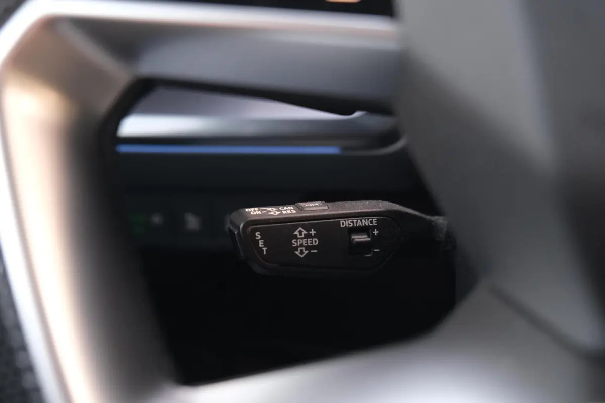 50 quattro Launch edition S Competition 77 kWh|Rijklaar!|SoH91%|ACC|PANO|HUD|SONOS|Trekhaak|Warmtepomp|S-Line|Competitionstoelen|Carplay|
