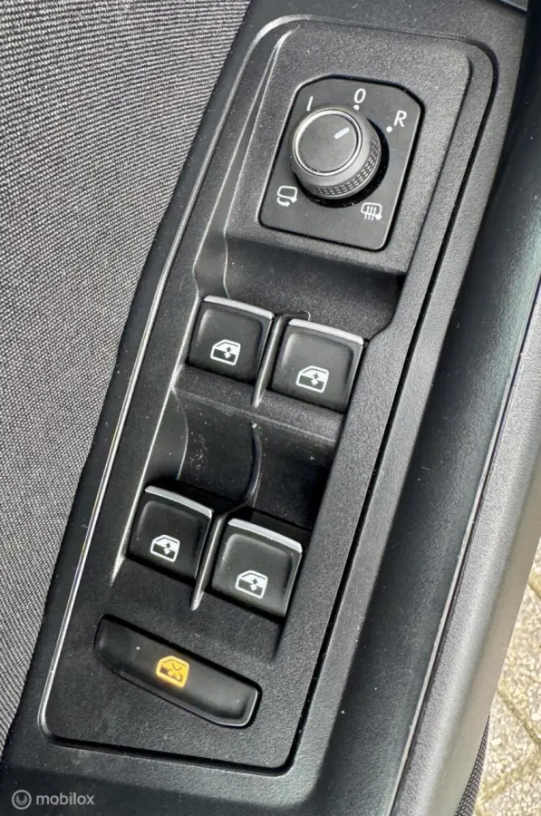 1.0 TSI Style Business | ACC | Navi | Trekhaak