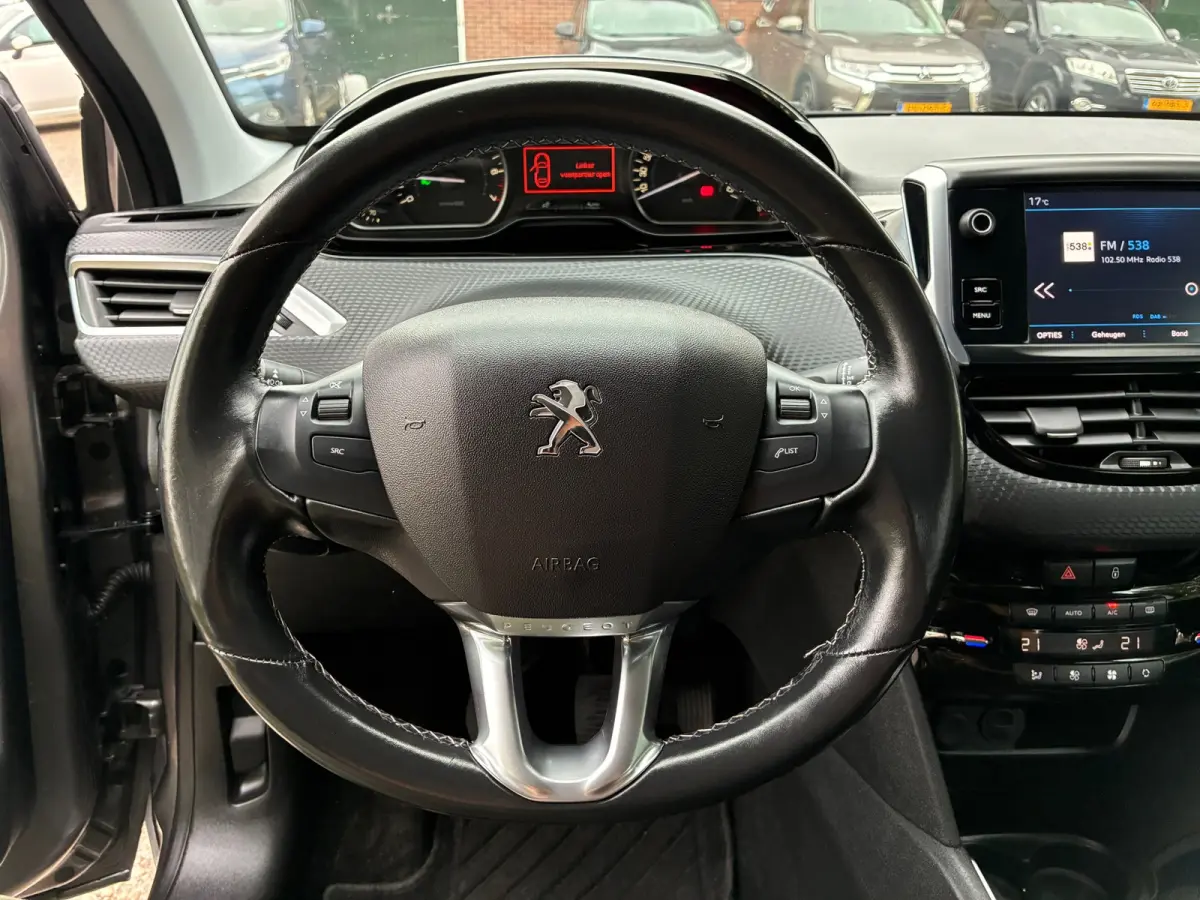 1.2 PureTech Allure | ''41.000 KM '' + Camera + Cruise Nu € 8.975,-!!!