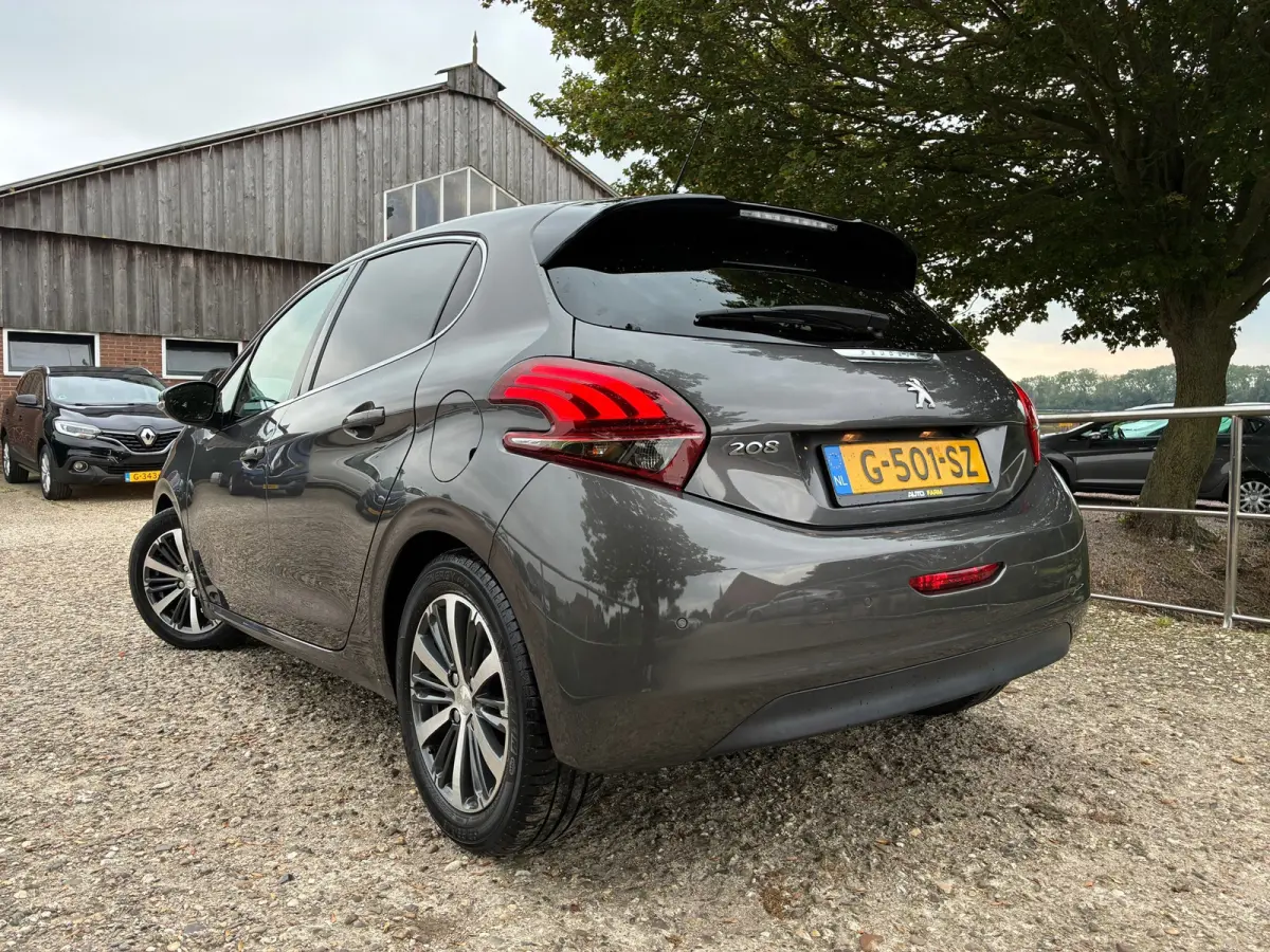 1.2 PureTech Allure | ''41.000 KM '' + Camera + Cruise Nu € 8.975,-!!!
