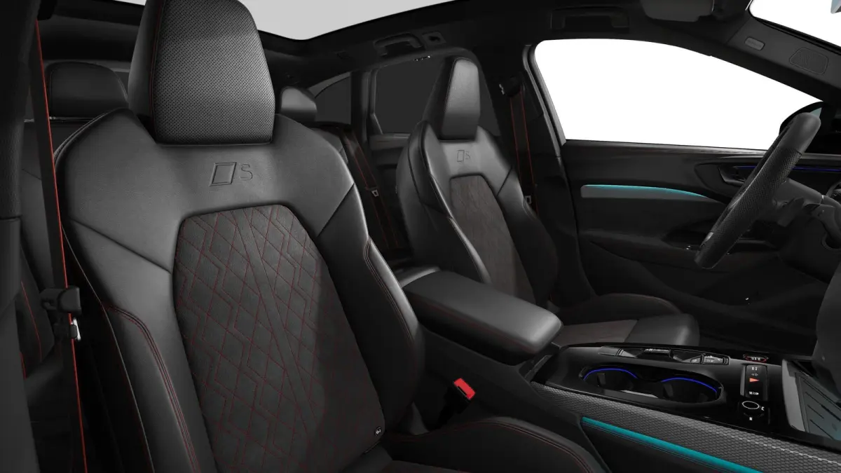 Avant 2.0 270kw quattro S edition Competition | Trekhaak | 270KW | Panoramadak | Head-up |  Adaptief onderstel | B&O sound |