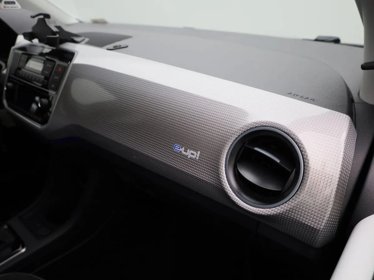 | 82 PK | SoH...% | Automaat | Airco | Parkeercamera |