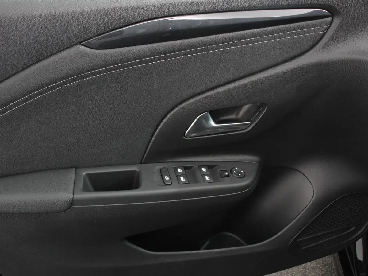 1.2 Turbo GS Navigatie Apple Carplay/Android Auto Digitale Cockpit Airco Cruise Control Lichtmetalen Velgen Dab