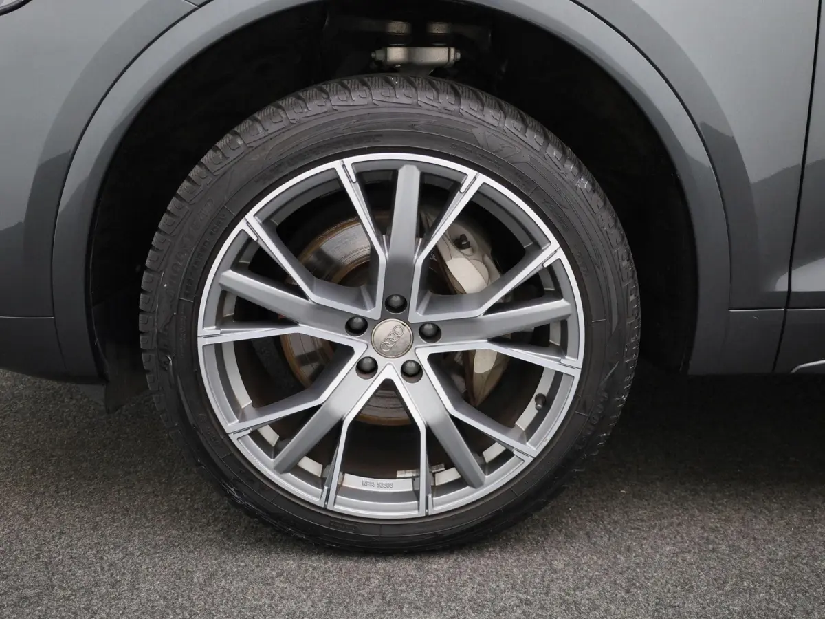 50 TFSI e S edition | S-line | Vlak Stuur | Automaat | LMV | Half Leder | Camera | Trekhaak | Virtual cockpit | Climate control | Stoel verwarming | Navigatie | DAB |