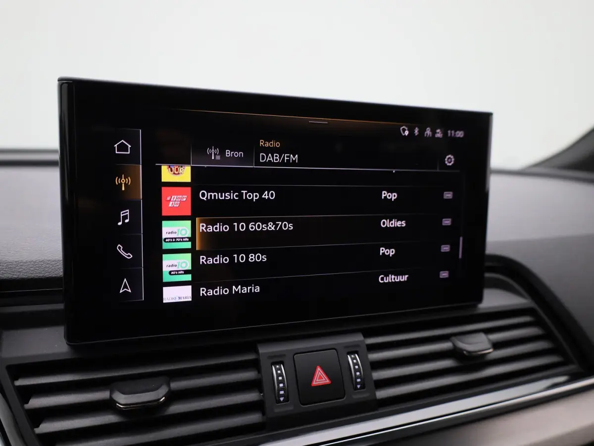 50 TFSI e S edition | S-line | Vlak Stuur | Automaat | LMV | Half Leder | Camera | Trekhaak | Virtual cockpit | Climate control | Stoel verwarming | Navigatie | DAB |