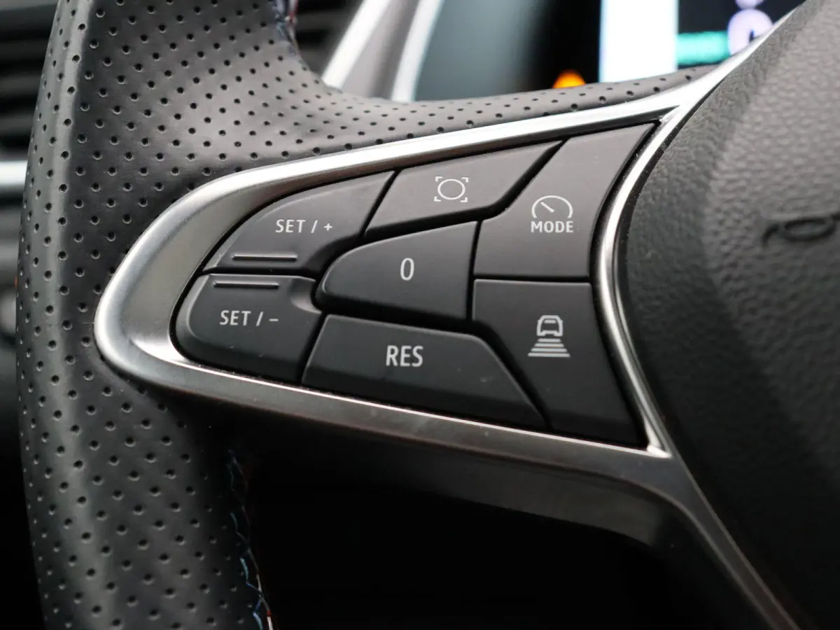 1.6 Full hybrid 145 E-Tech Esprit Alpine | Schuif Kantel Dak | Harman Kardon | Google Maps Navigatie | Dodehoek Detectie |