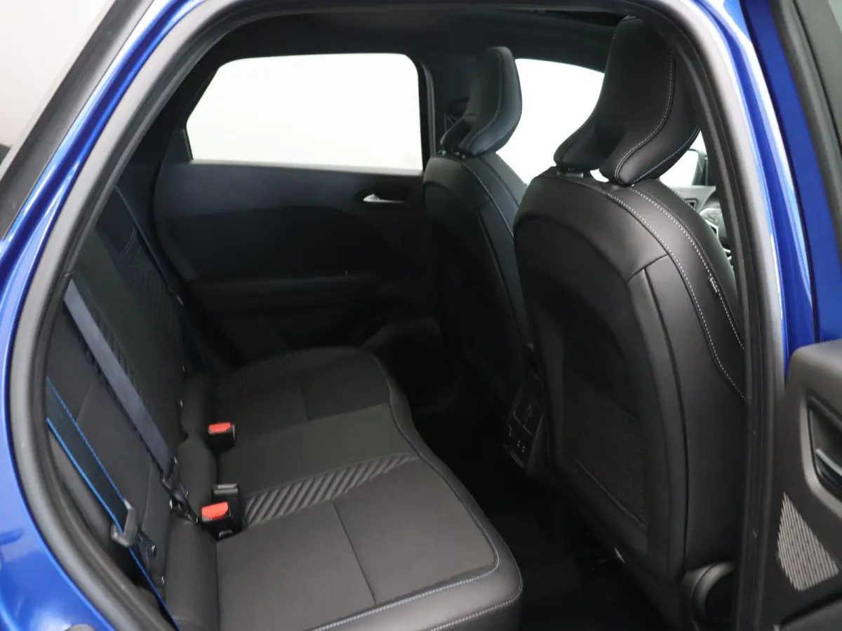 1.6 Full hybrid 145 E-Tech Esprit Alpine | Schuif Kantel Dak | Harman Kardon | Google Maps Navigatie | Dodehoek Detectie |