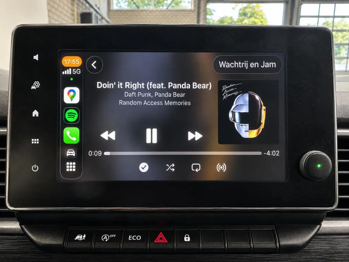 2.0 dCi 130 T30 L2H1 Comfort Dubbele Cabine Keyless Entry Trekhaak Camera LED Koplampen Navigatie Cruise Control Parkeersensoren rondom