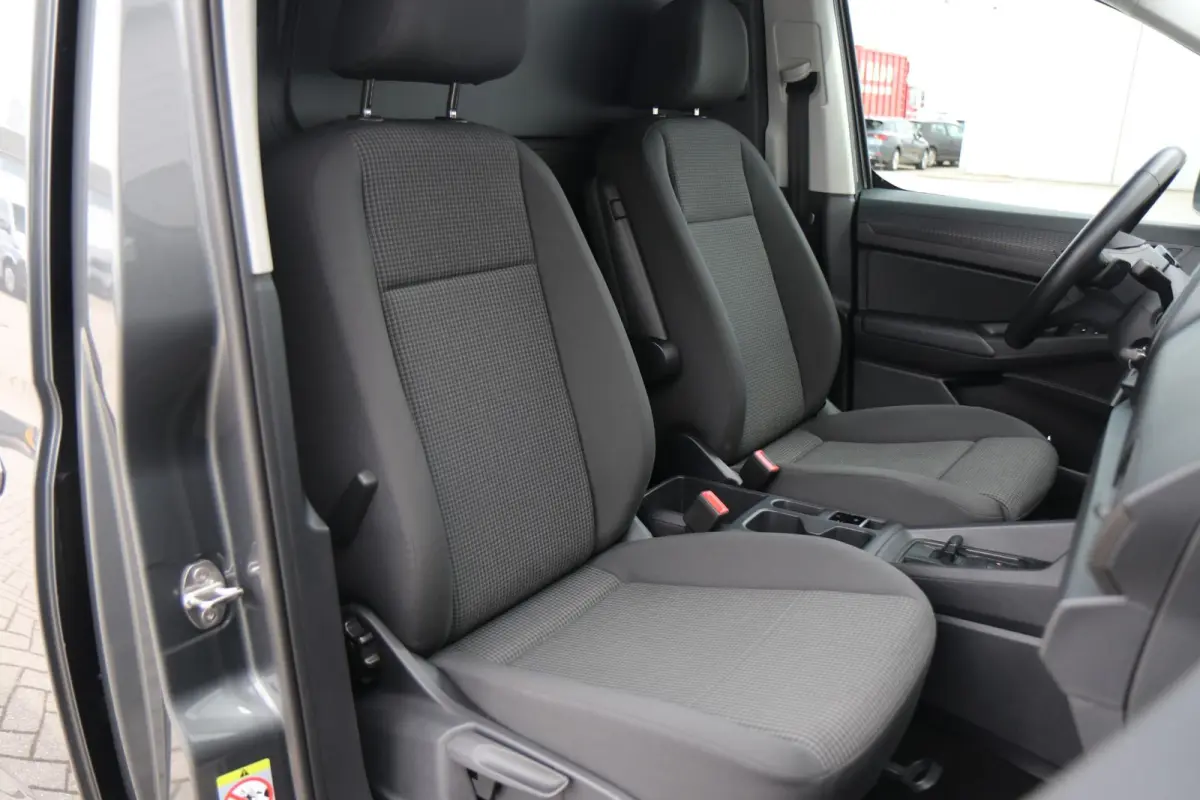 Maxi 2.0 TDI 122pk DSG | App Connect | Cruise Control | Achteruitrijcamera | 16" Lichtmetalen Velgen | Airco