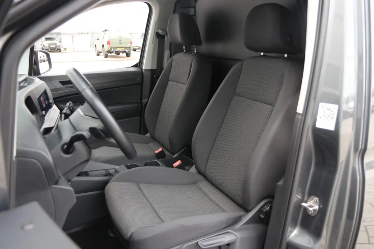 Maxi 2.0 TDI 122pk DSG | App Connect | Cruise Control | Achteruitrijcamera | 16" Lichtmetalen Velgen | Airco