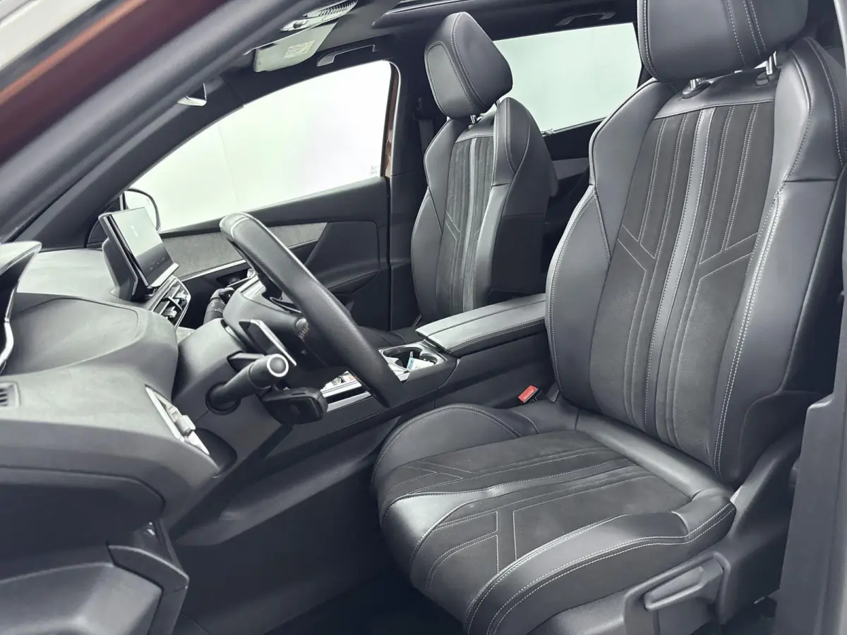 130pk GT | 1ste eigenaar | Glazen dak | LEER/Alcantara | Camera | 7 persoons | AUTOMAAT