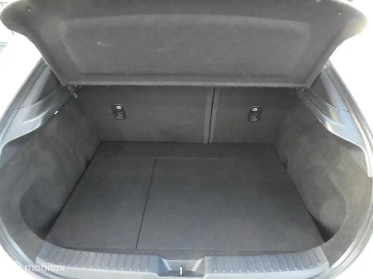 2.0 e-SkyActiv M Hybrid