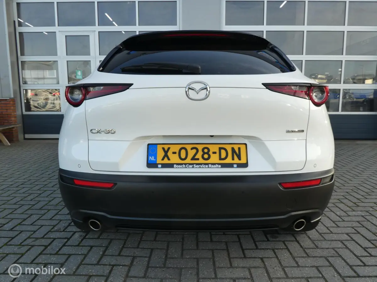 2.0 e-SkyActiv M Hybrid