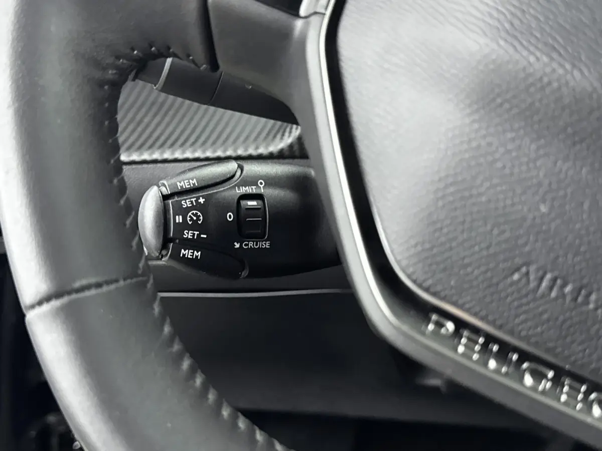 EV Allure Pack 50 kWh | ACCU: 93% | Lichtmetalen velgen | Apple CarPlay/Android Auto |