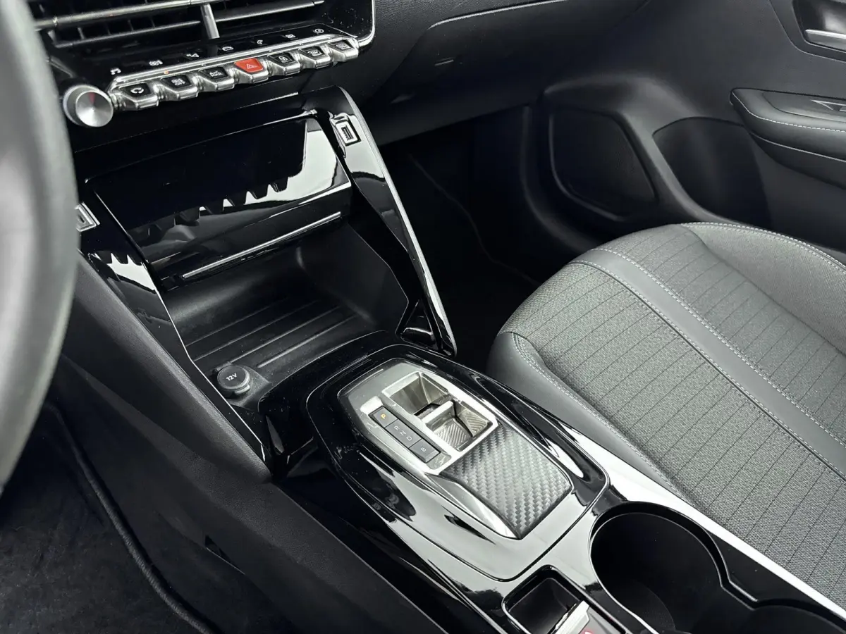 EV Allure Pack 50 kWh | ACCU: 93% | Lichtmetalen velgen | Apple CarPlay/Android Auto |