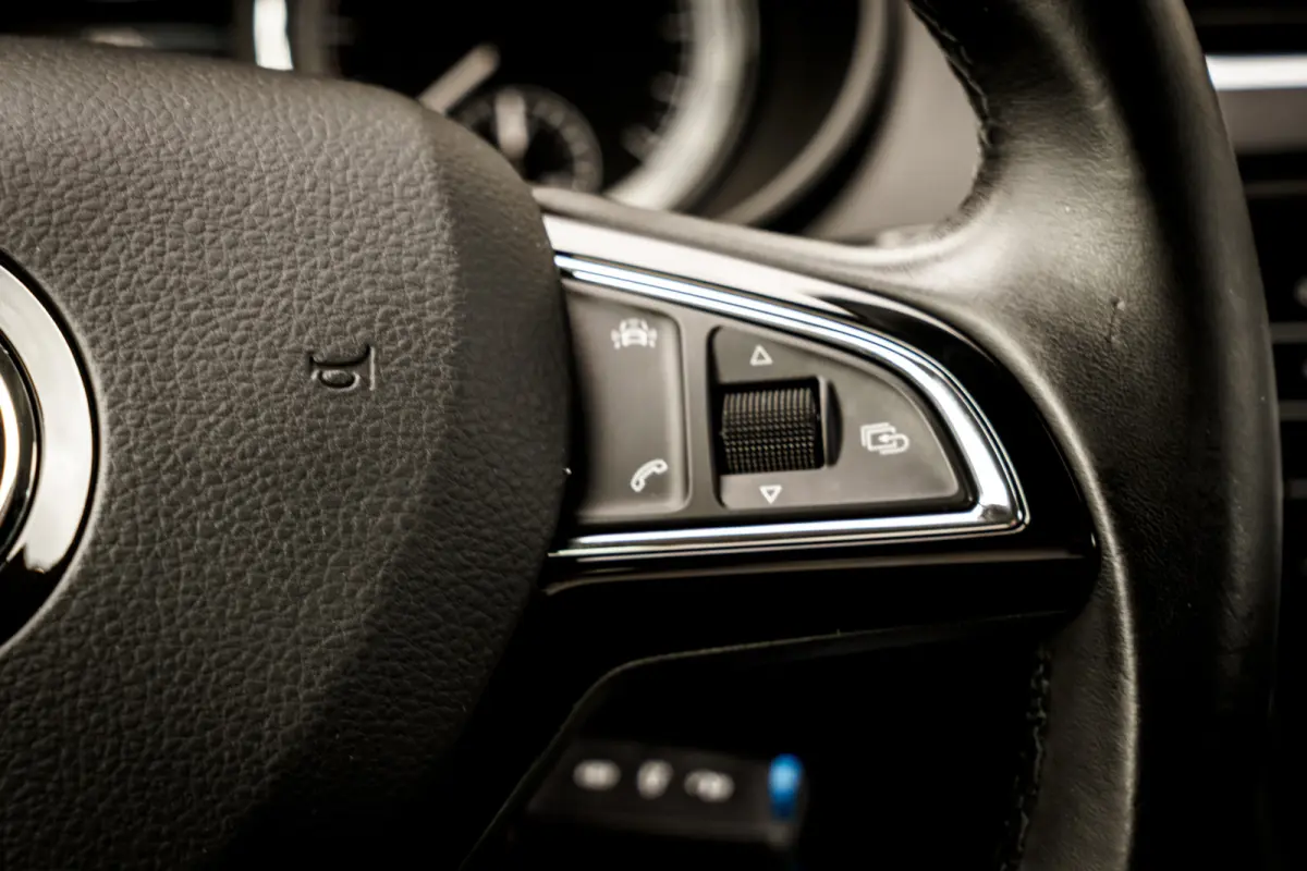 1.0 TSi Ambi. Business | Trekhaak | PDC | Carplay | 18 Inch LMV | Org. NL